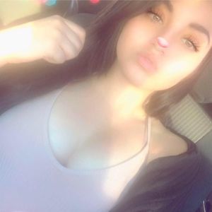 Meet your Posher, Marina